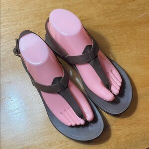 OluKai Dark Brown Women's Sandals. Size 8